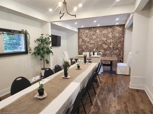 2019 Dundas Street, Burlington, ON - Indoor