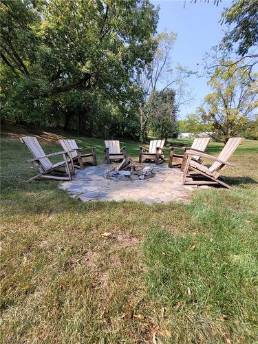 2019 Dundas Street, Burlington, ON - Outdoor