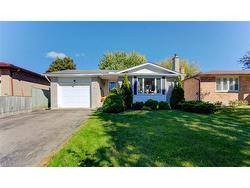 143 Clearwater Crescent  Waterloo, ON N2V 1E7