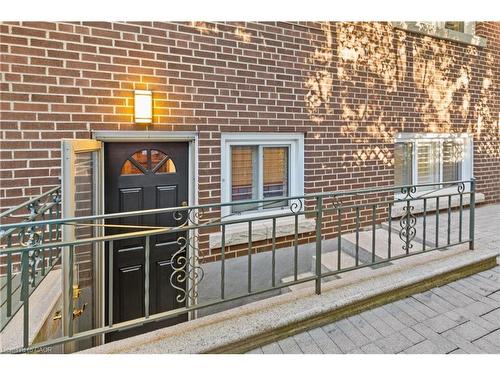 1566 Ewald Road, Mississauga, ON - Outdoor