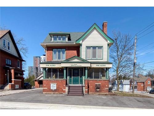 59 Regina Street N, Waterloo, ON 