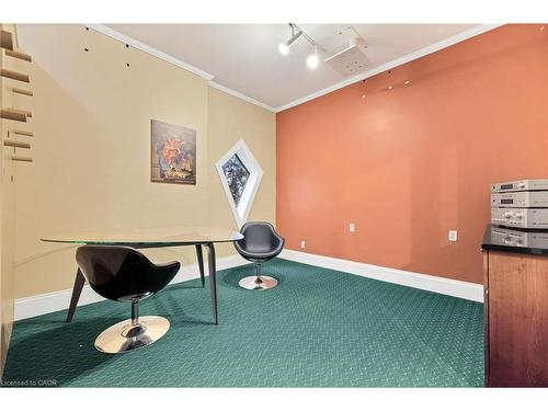 59 Regina Street N, Waterloo, ON 