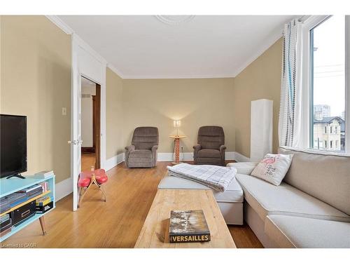 59 Regina Street N, Waterloo, ON 