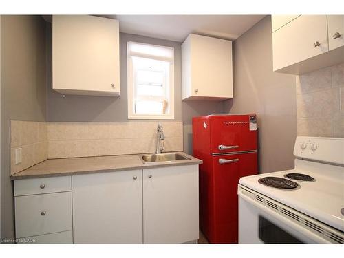2-227 James Street N, Hamilton, ON - Indoor Photo Showing Kitchen