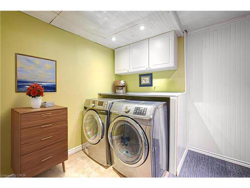 26 Esther Avenue, Cambridge, ON - Indoor Photo Showing Laundry Room