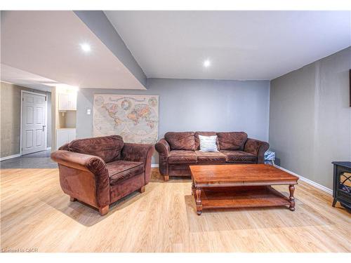 26 Esther Avenue, Cambridge, ON - Indoor Photo Showing Living Room