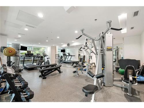 201-81 Navy Wharf Court, Toronto, ON - Indoor Photo Showing Gym Room