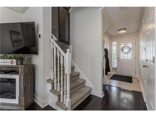 3356 Mikalda Road, Burlington, ON - Indoor Photo Showing Other Room