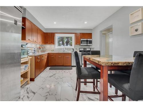 18 Riverdale Drive, Hamilton, ON - Indoor