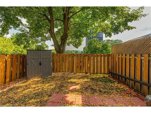 18 Riverdale Drive, Hamilton, ON - Outdoor