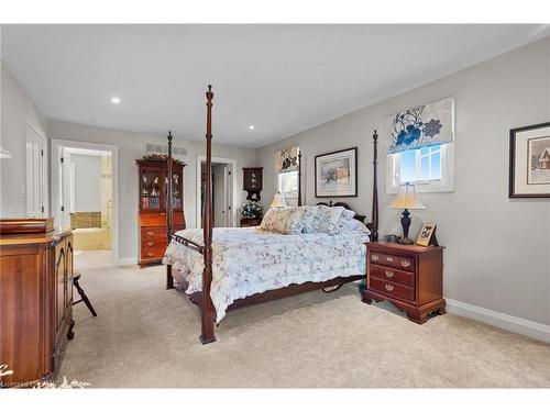 52 Garrison Village Drive, Niagara-On-The-Lake, ON - Indoor Photo Showing Bedroom