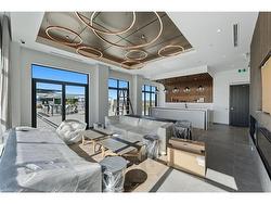 523-8888 Yonge Street  Richmond Hill, ON L4C 5V6