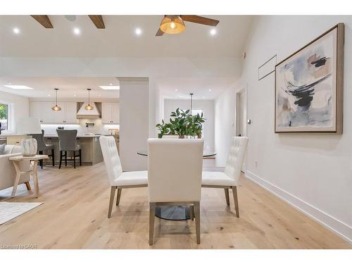 2282 Fairleigh Place, Burlington, ON - Indoor Photo Showing Dining Room