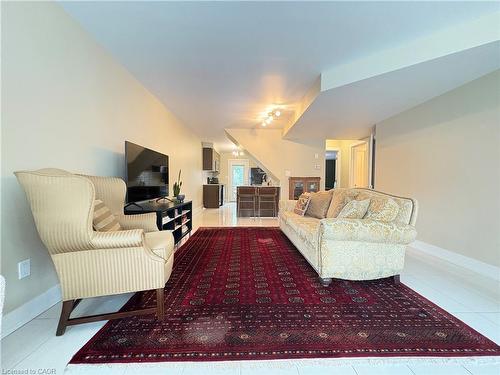 81 Young Street, Hamilton, ON - Indoor