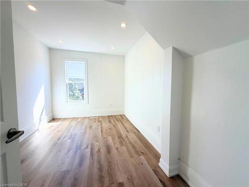 26B-24-26 Cayuga Street, Brantford, ON - Indoor Photo Showing Other Room