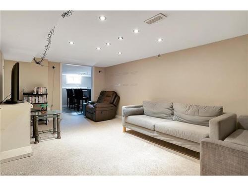 1392 Doon Village Road, Kitchener, ON - Indoor Photo Showing Other Room