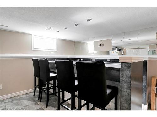 1392 Doon Village Road, Kitchener, ON - Indoor
