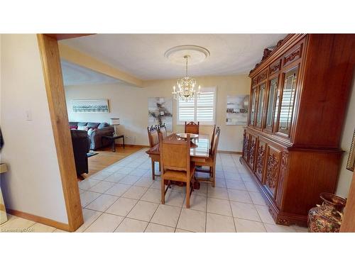 140 Donn Avenue, Hamilton, ON - Indoor Photo Showing Dining Room