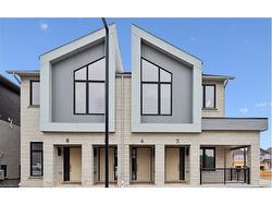 B6-15 Stauffer Woods Trail  Kitchener, ON N2P 2P4