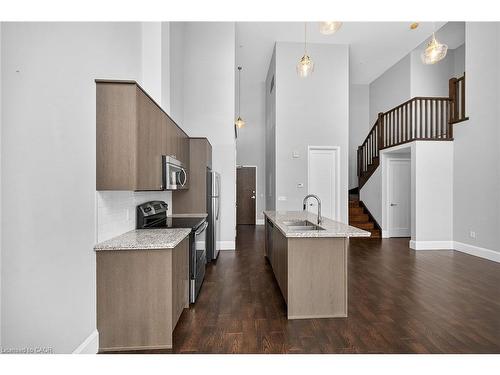 Lph6-112 King Street E, Hamilton, ON - Indoor Photo Showing Kitchen