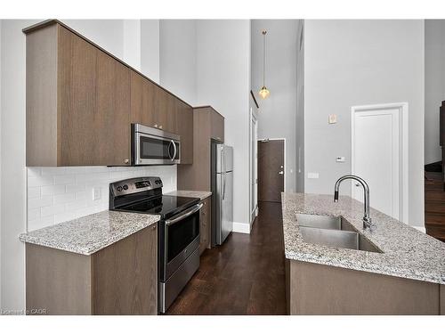 Lph6-112 King Street E, Hamilton, ON - Indoor Photo Showing Kitchen With Double Sink With Upgraded Kitchen