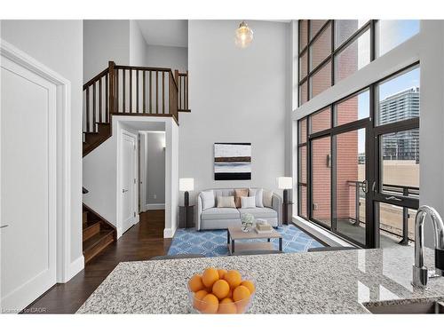 Lph6-112 King Street E, Hamilton, ON - Indoor