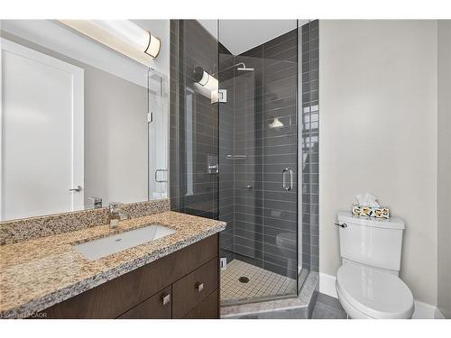 Lph6-112 King Street E, Hamilton, ON - Indoor Photo Showing Bathroom