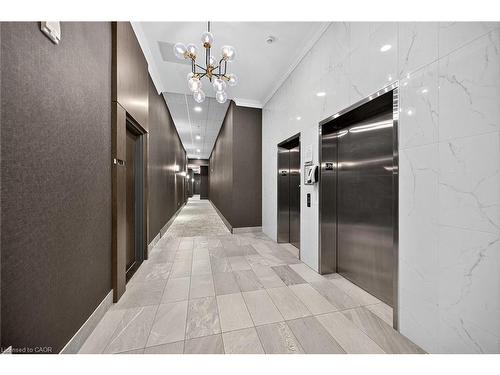 Lph6-112 King Street E, Hamilton, ON - Indoor Photo Showing Other Room