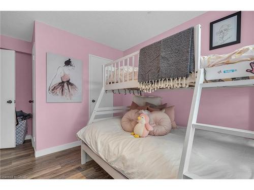 1406-150 Charlton Avenue E, Hamilton, ON - Indoor Photo Showing Bedroom