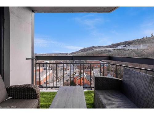 1406-150 Charlton Avenue E, Hamilton, ON - Outdoor