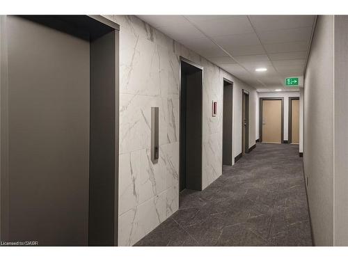 1406-150 Charlton Avenue E, Hamilton, ON - Indoor Photo Showing Other Room