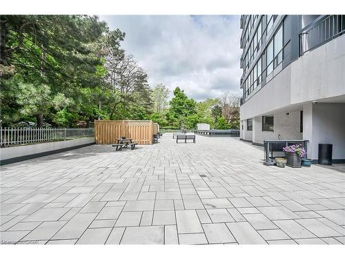 1406-150 Charlton Avenue E, Hamilton, ON - Outdoor With Exterior