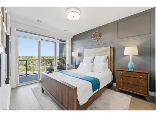 1410-15 Glebe Street, Cambridge, ON - Indoor Photo Showing Bedroom