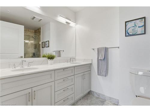 1410-15 Glebe Street, Cambridge, ON - Indoor Photo Showing Bathroom