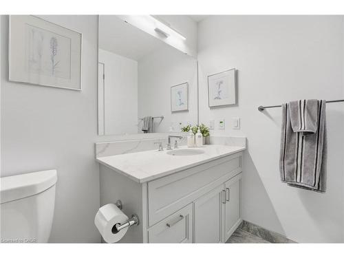 1410-15 Glebe Street, Cambridge, ON - Indoor Photo Showing Bathroom