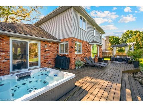 2905 Butler'S Walk, Lincoln, ON - Outdoor With Deck Patio Veranda With Exterior
