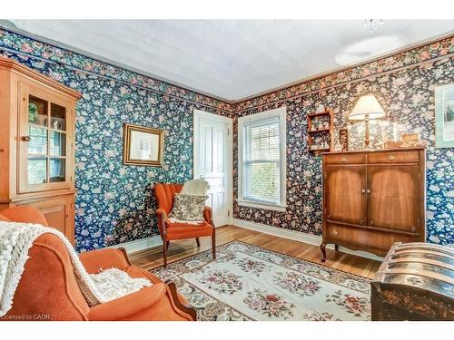 230 Graham Street, Woodstock, ON - Indoor Photo Showing Living Room