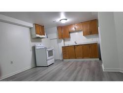 2-696 Ninth Avenue  Hamilton, ON L8T 1Z9