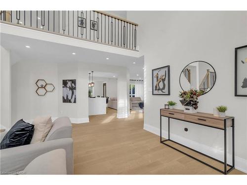 200 Mcmeeken Drive, Cambridge, ON - Indoor