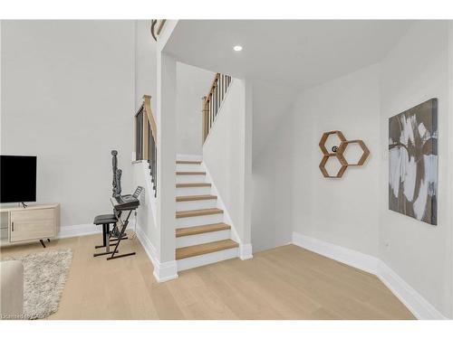 200 Mcmeeken Drive, Cambridge, ON - Indoor