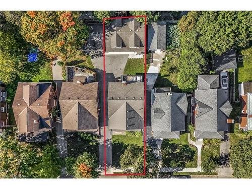 60 Heins Avenue, Kitchener, ON - Outdoor