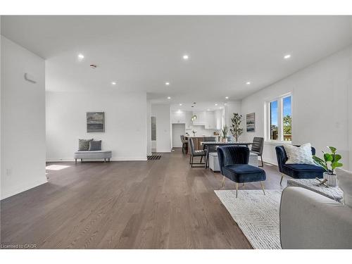 519 Concession 14 Walpole Road, Hagersville, ON - Indoor Photo Showing Living Room