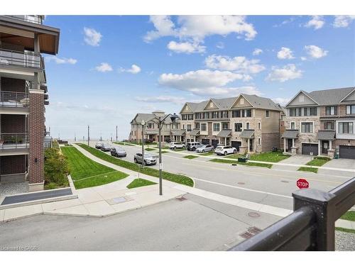 5 Esplanade Lane, Grimsby, ON - Outdoor With Balcony With Facade
