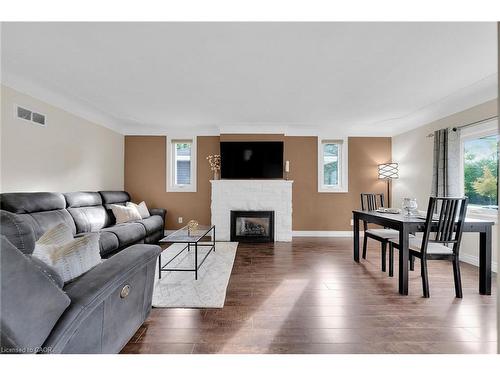 350 Pottruff Road N, Hamilton, ON - Indoor Photo Showing Living Room With Fireplace
