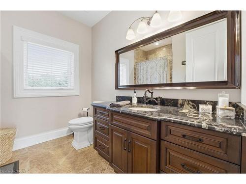 855 Avenue Road, Cambridge, ON - Indoor Photo Showing Bathroom