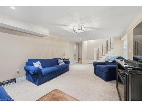 855 Avenue Road, Cambridge, ON - Indoor