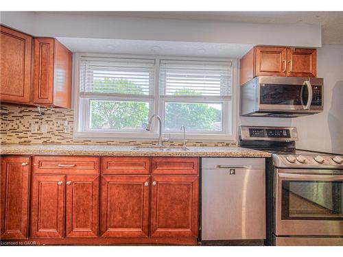 Upper-169 Bruce Street, Kitchener, ON - Indoor Photo Showing Kitchen