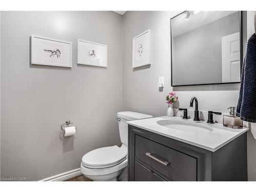 103 Powerline Road, Brantford, ON - Indoor Photo Showing Bathroom