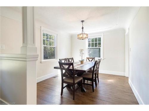 707 Rockway Drive, Kitchener, ON - Indoor Photo Showing Dining Room