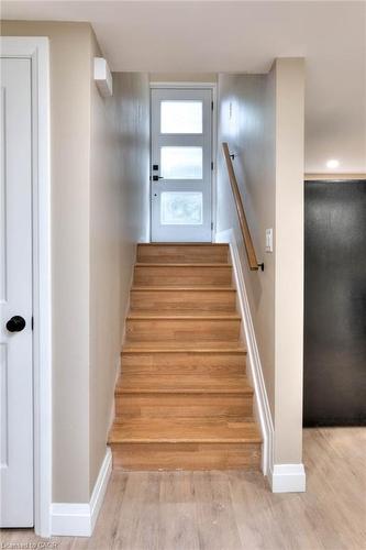 Lower-170 Wheatfield Crescent, Kitchener, ON - Indoor Photo Showing Other Room